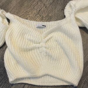 White fashionnova shirt